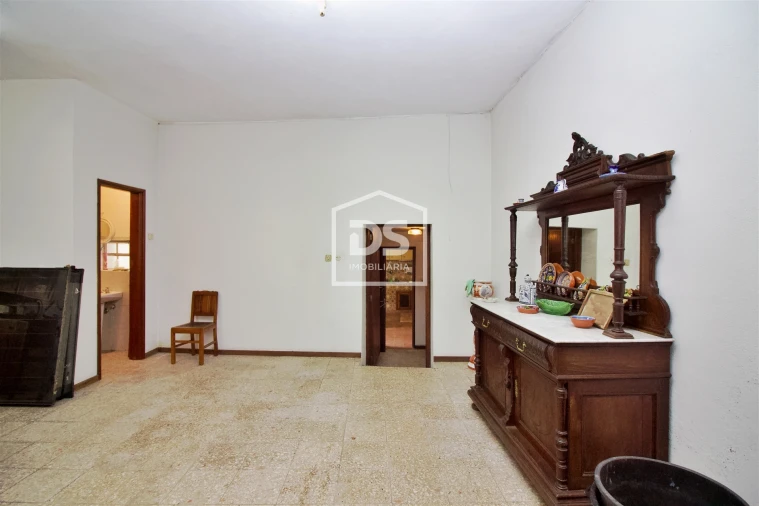 Moradia T6 para Venda em Soalhães Foto 3