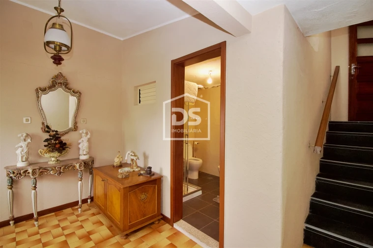 Moradia T6 para Venda em Soalhães Foto 33