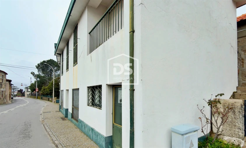 Moradia T6 para Venda em Soalhães Foto 1