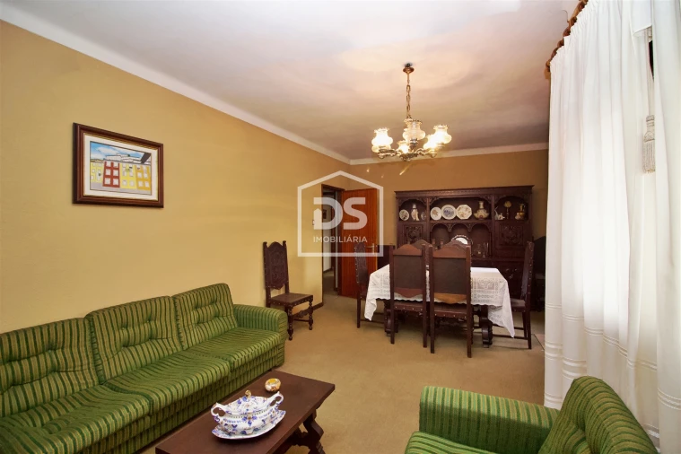 Moradia T6 para Venda em Soalhães Foto 27