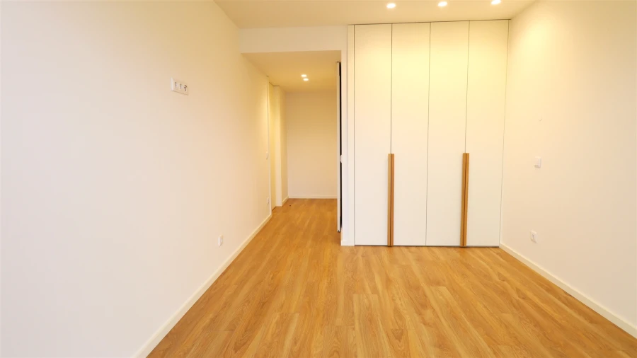 Apartamento T3 para Venda em Vila Nova de Famalicão e Calendário Foto 27