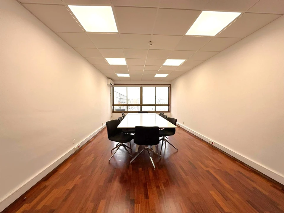 Escritório para Arrendamento em Matosinhos e Leça da Palmeira Foto 1