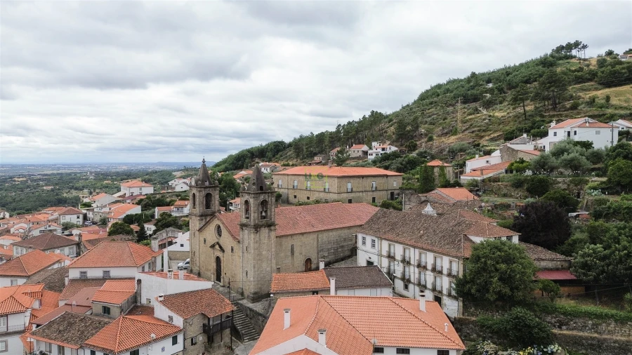 Moradia T5 para Venda em Alpedrinha Foto 22