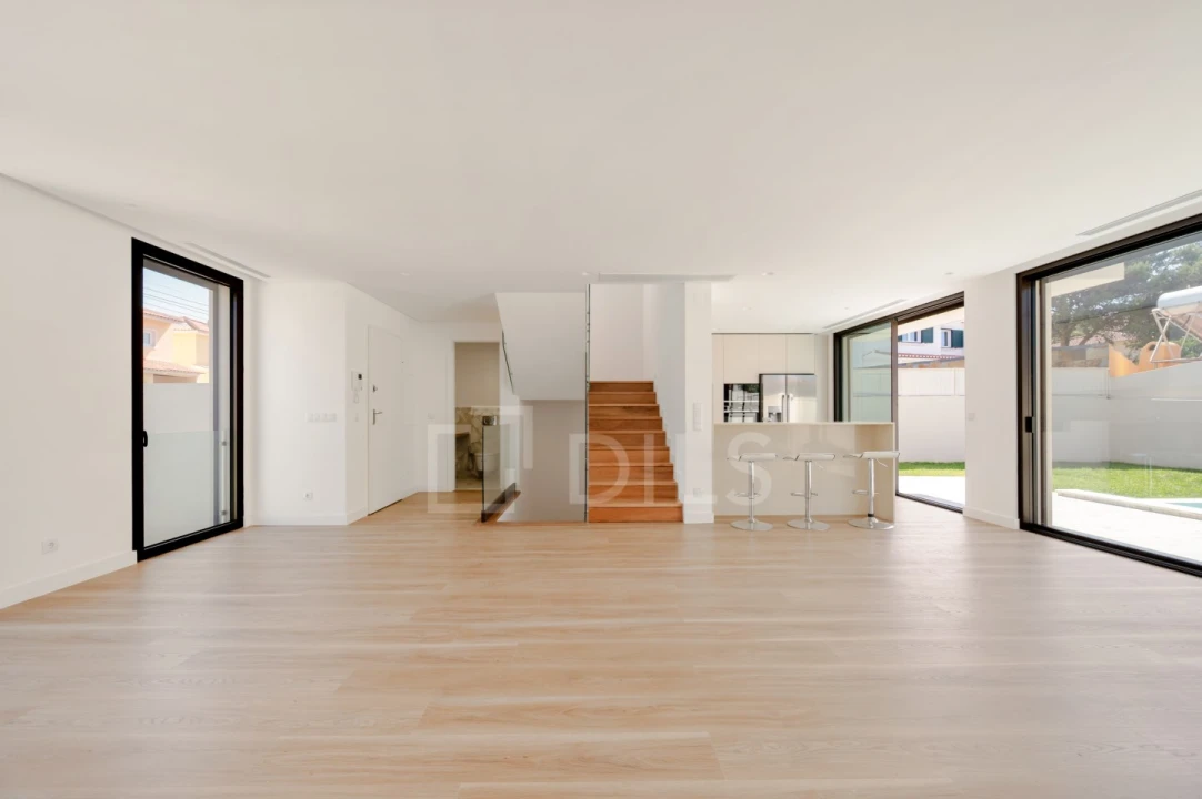 Moradia T4 para Venda em Cascais e Estoril Foto 8