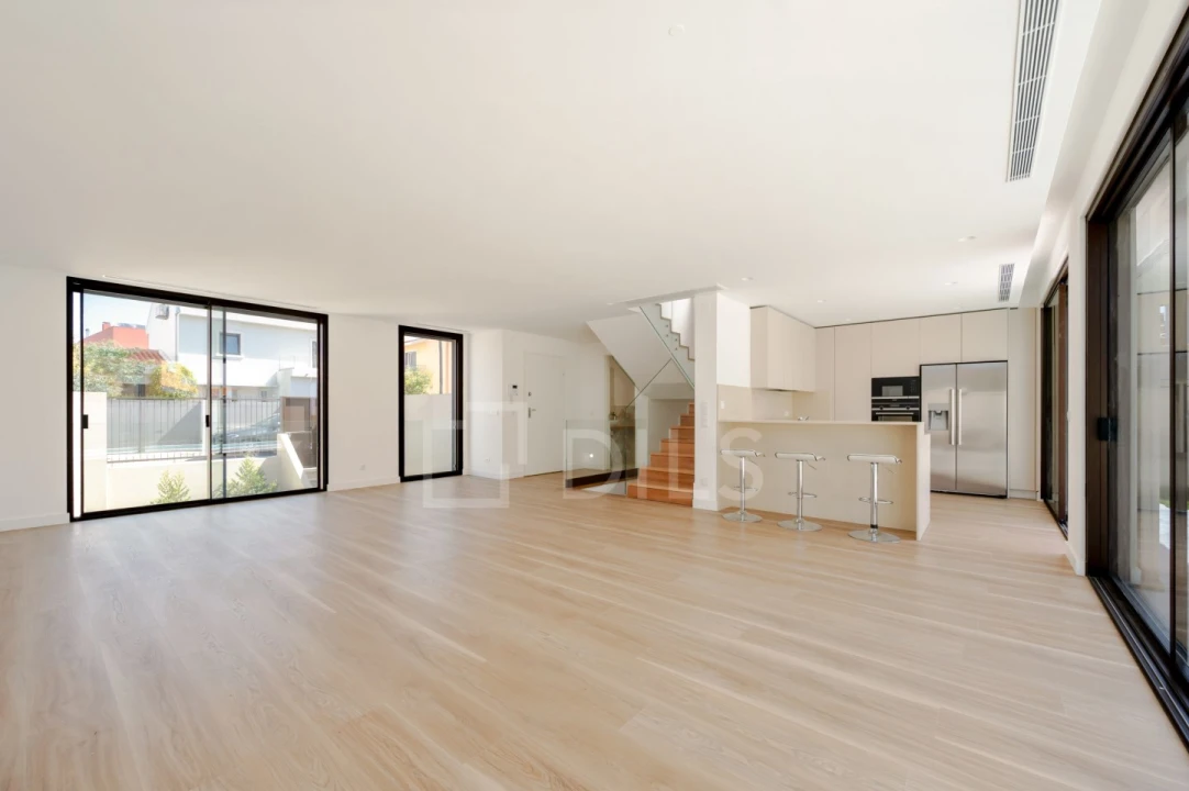 Moradia T4 para Venda em Cascais e Estoril Foto 9