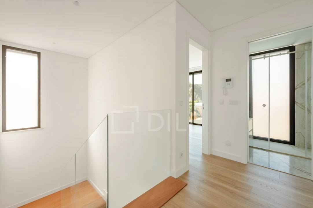 Moradia T4 para Venda em Cascais e Estoril Foto 24