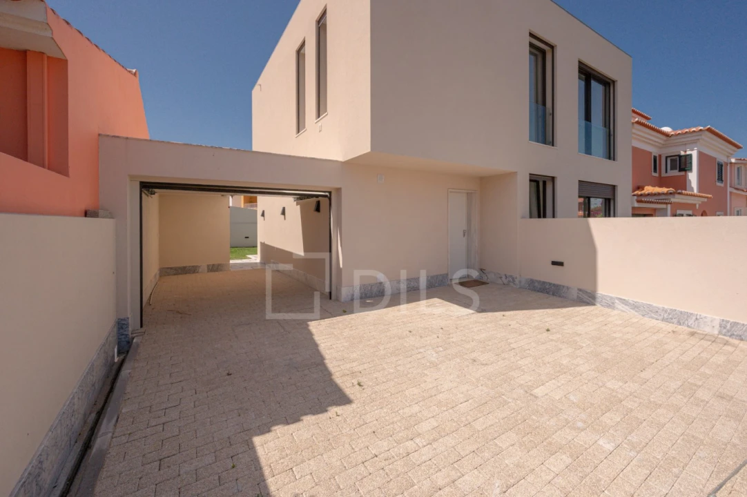 Moradia T4 para Venda em Cascais e Estoril Foto 46