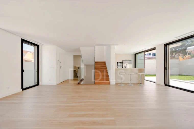 Moradia T4 para Venda em Cascais e Estoril Foto 8