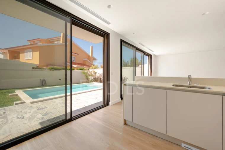 Moradia T4 para Venda em Cascais e Estoril Foto 14