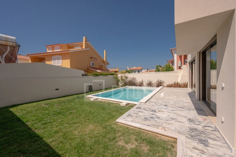 Moradia T4 para Venda em Cascais e Estoril Foto 43