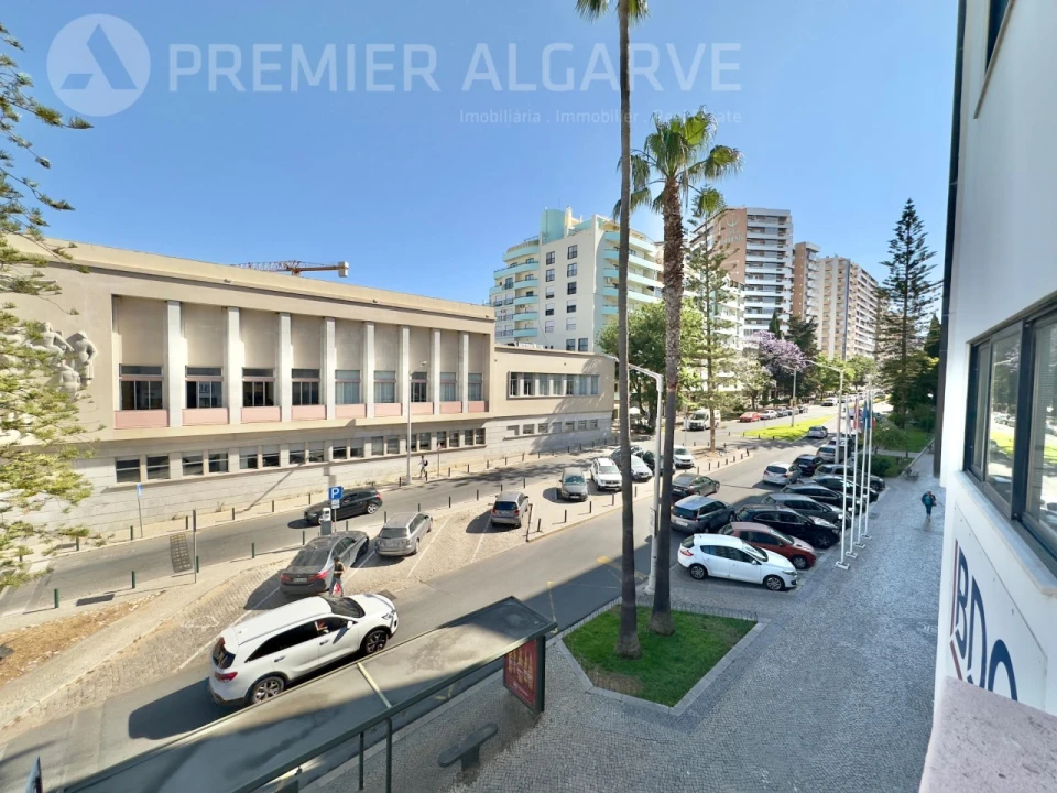 Escritório para Arrendamento em Faro (Sé e São Pedro) Foto 2