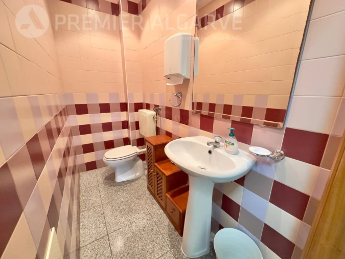 Escritório para Arrendamento em Faro (Sé e São Pedro) Foto 11