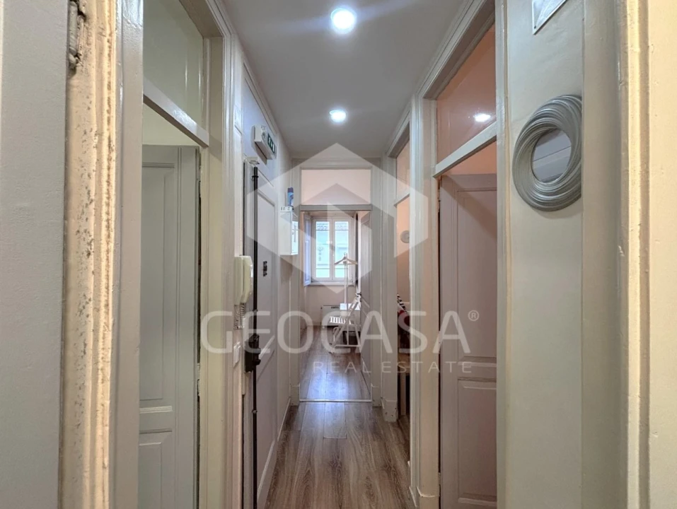 Apartamento T3 para Venda em Carcavelos e Parede Foto 20