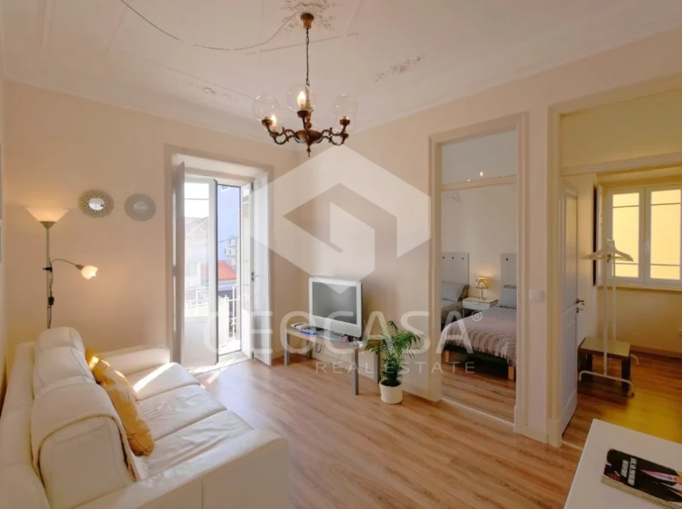 Apartamento T3 para Venda em Carcavelos e Parede Foto 1