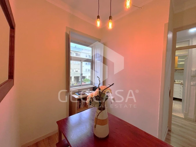Apartamento T3 para Venda em Carcavelos e Parede Foto 16