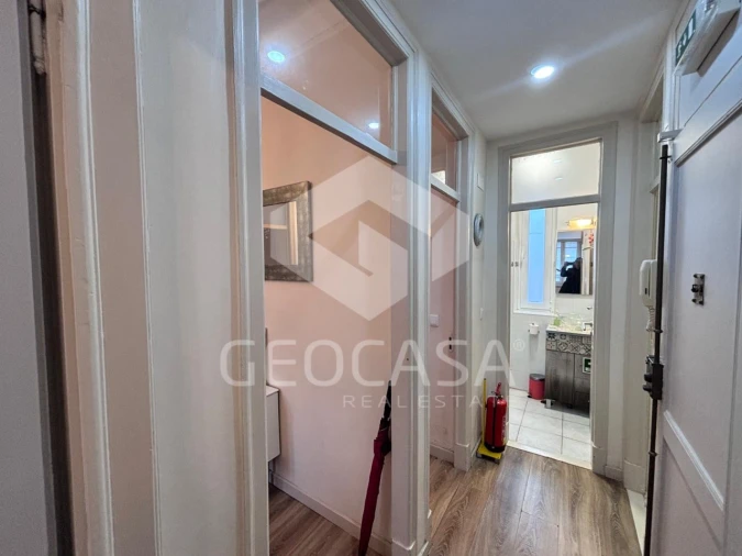 Apartamento T3 para Venda em Carcavelos e Parede Foto 19