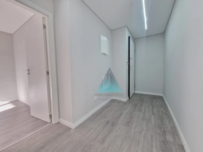 Apartamento T2 para Venda em Amora Foto 2