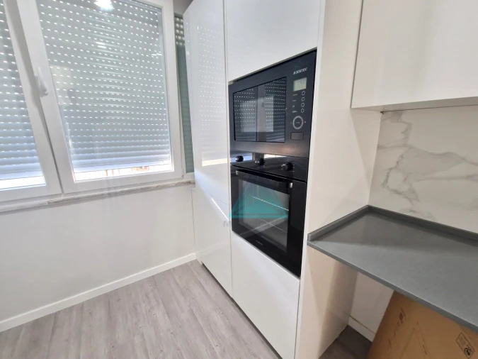 Apartamento T2 para Venda em Amora Foto 12