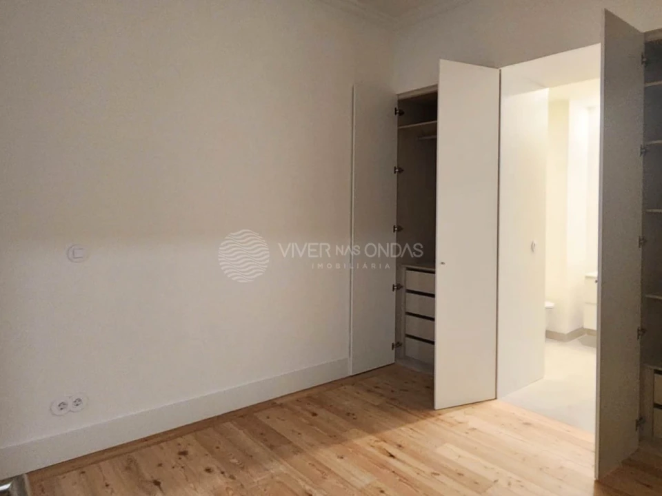 Apartamento T1 para Arrendamento em Santa Maria Maior Foto 18