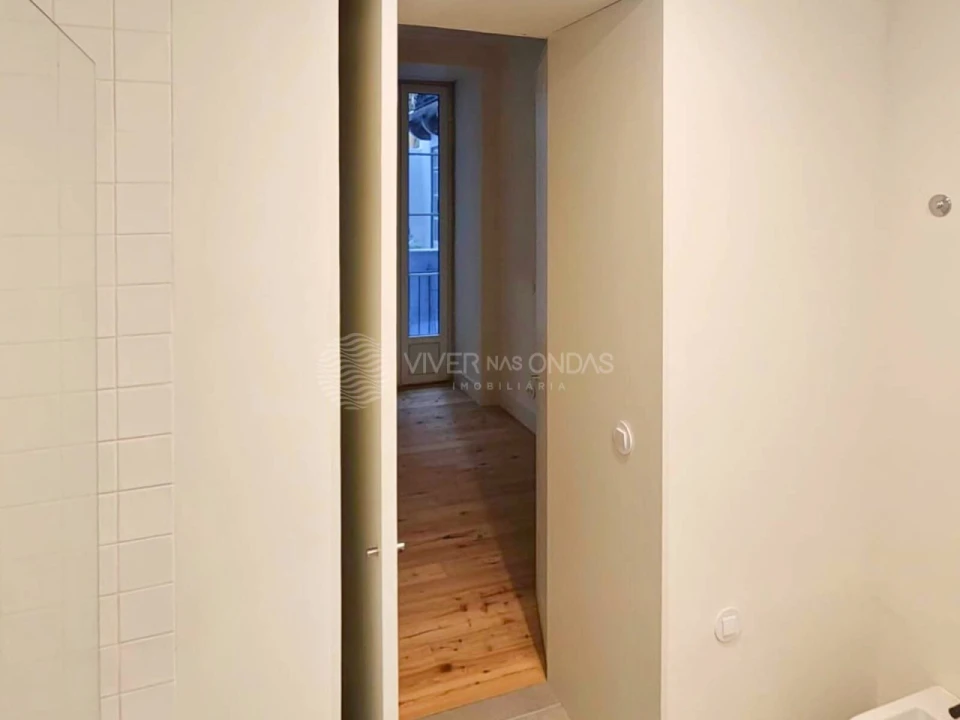 Apartamento T1 para Arrendamento em Santa Maria Maior Foto 8