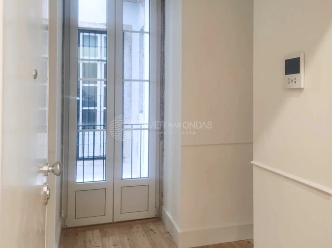 Apartamento T1 para Arrendamento em Santa Maria Maior Foto 15