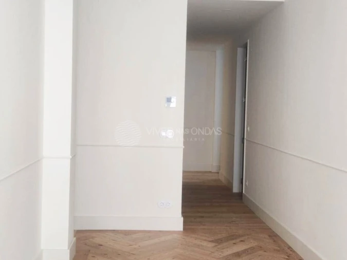 Apartamento T1 para Arrendamento em Santa Maria Maior Foto 4
