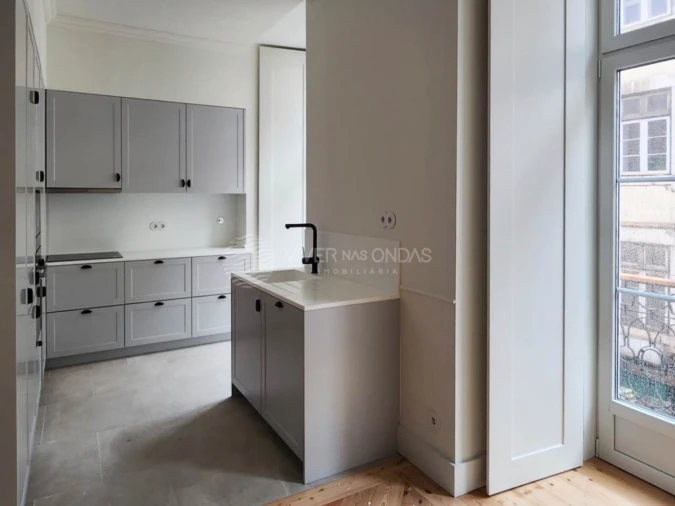 Apartamento T1 para Arrendamento em Santa Maria Maior Foto 1