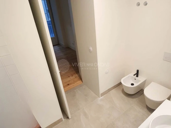 Apartamento T1 para Arrendamento em Santa Maria Maior Foto 13