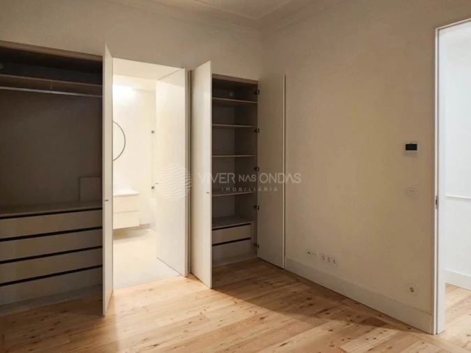 Apartamento T1 para Arrendamento em Santa Maria Maior Foto 17