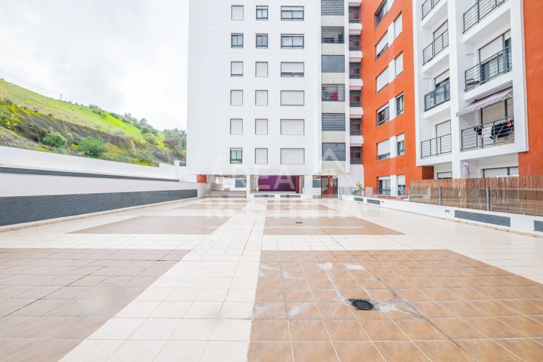 Apartamento T2 para Venda em Loures Foto 11