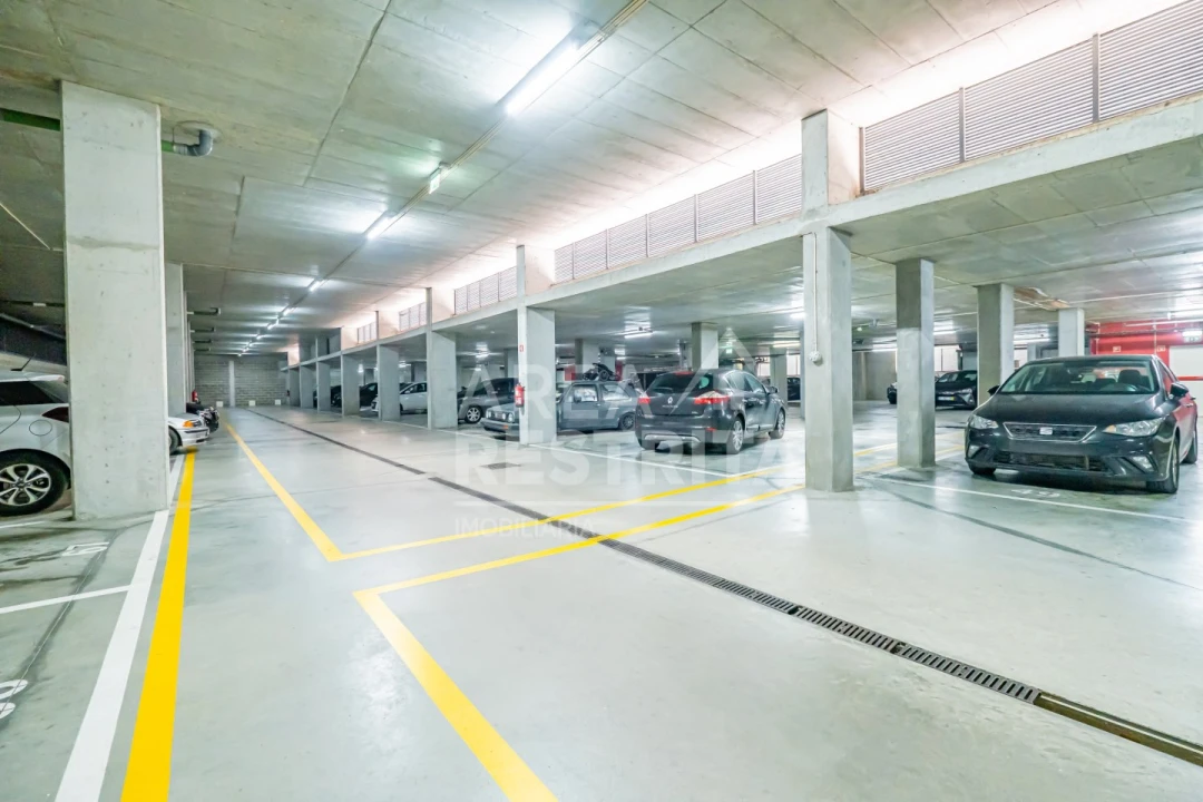 Apartamento T2 para Venda em Loures Foto 23