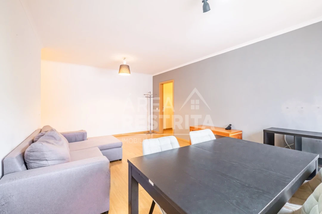 Apartamento T2 para Venda em Loures Foto 61