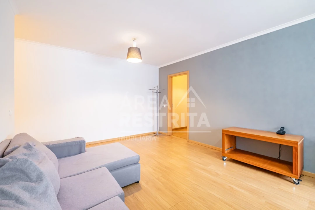 Apartamento T2 para Venda em Loures Foto 62