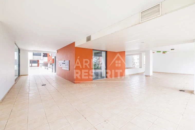 Apartamento T2 para Venda em Loures Foto 15