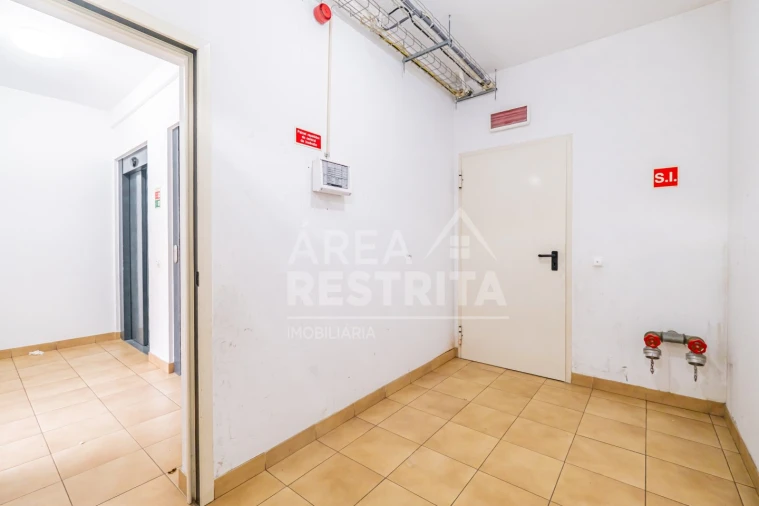 Apartamento T2 para Venda em Loures Foto 20