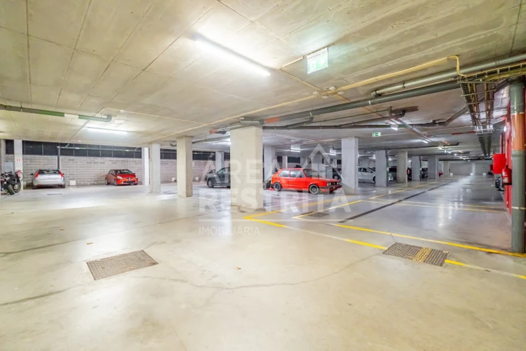 Apartamento T2 para Venda em Loures Foto 26