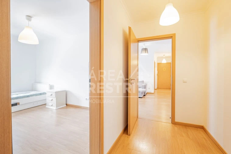 Apartamento T2 para Venda em Loures Foto 38