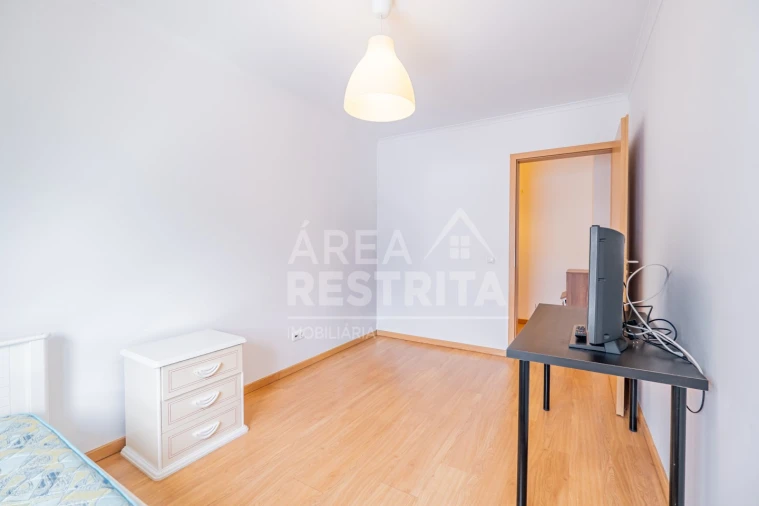 Apartamento T2 para Venda em Loures Foto 42