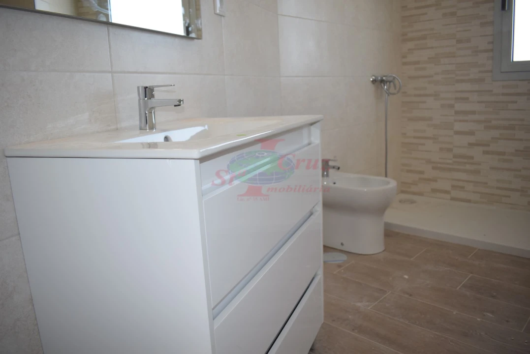 Apartamento T3 para Venda em São Martinho do Bispo e Ribeira de Frades Foto 8