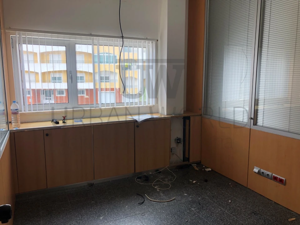 Armazém para Venda em Malveira e São Miguel de Alcainça Foto 19