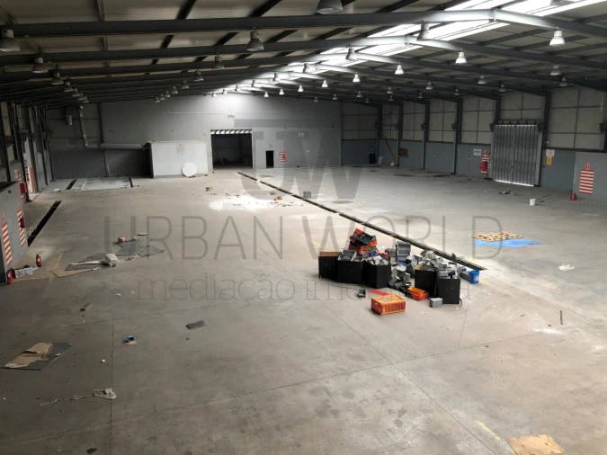 Armazém para Venda em Malveira e São Miguel de Alcainça Foto 9