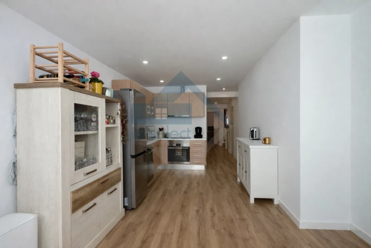 Apartamento T2 para Venda em Loule (São Sebastião) Foto 4