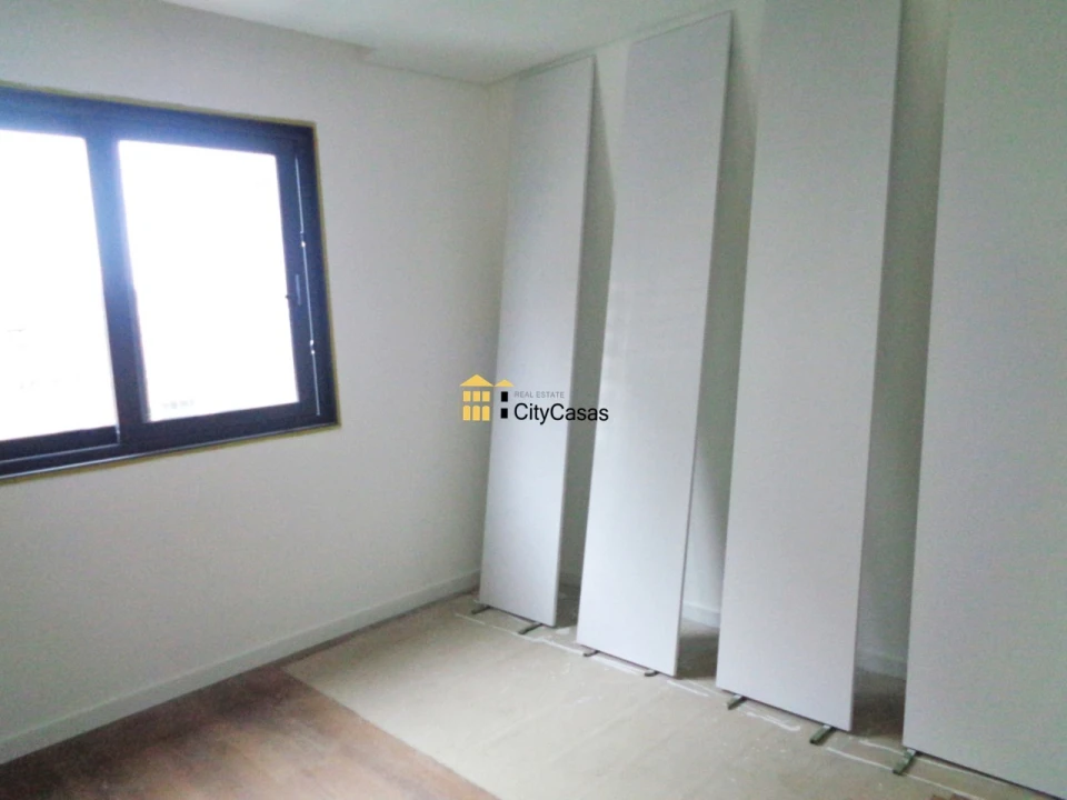 Moradia T2 para Venda em Gondomar (São Cosme), Valbom e Jovim Foto 4