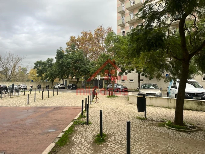 Negócio para Arrendamento em Lumiar Foto 8