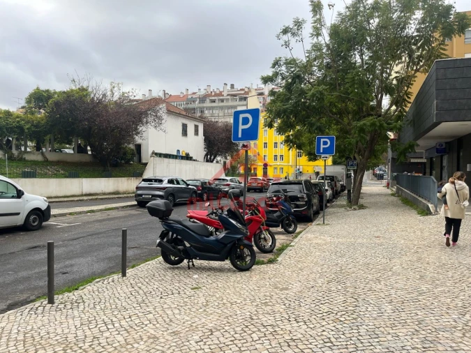 Negócio para Arrendamento em Lumiar Foto 21