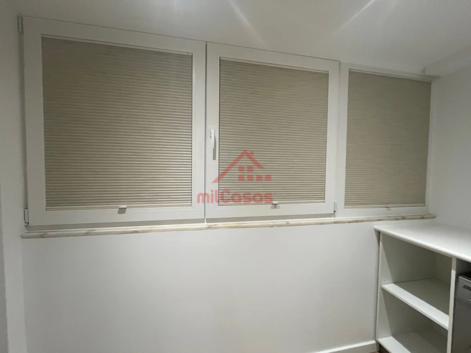 Apartamento T2 para Arrendamento em Santa Maria, São Pedro e Matacães Foto 20