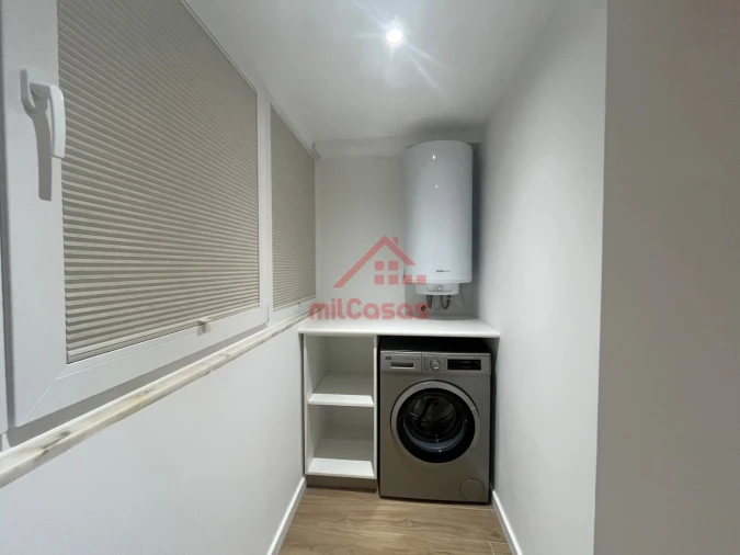 Apartamento T2 para Arrendamento em Santa Maria, São Pedro e Matacães Foto 3