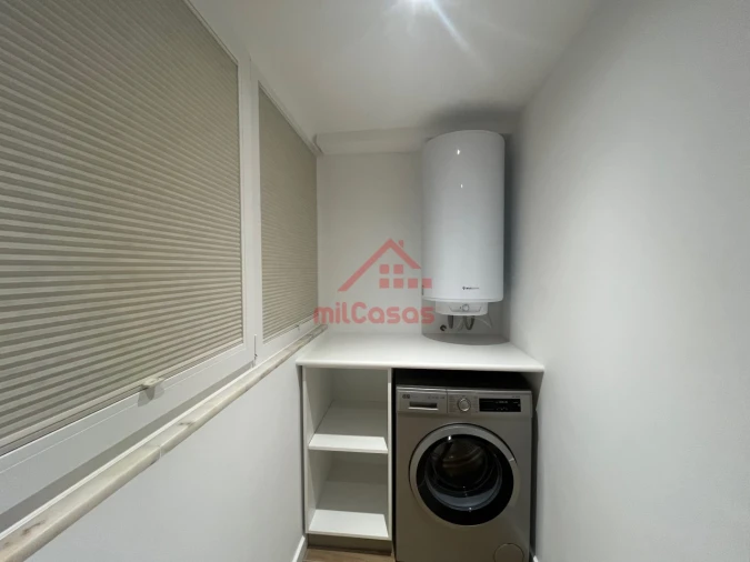 Apartamento T2 para Arrendamento em Santa Maria, São Pedro e Matacães Foto 21