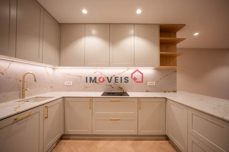 Apartamento T2 para Venda em Leiria, Pousos, Barreira e Cortes Foto 13