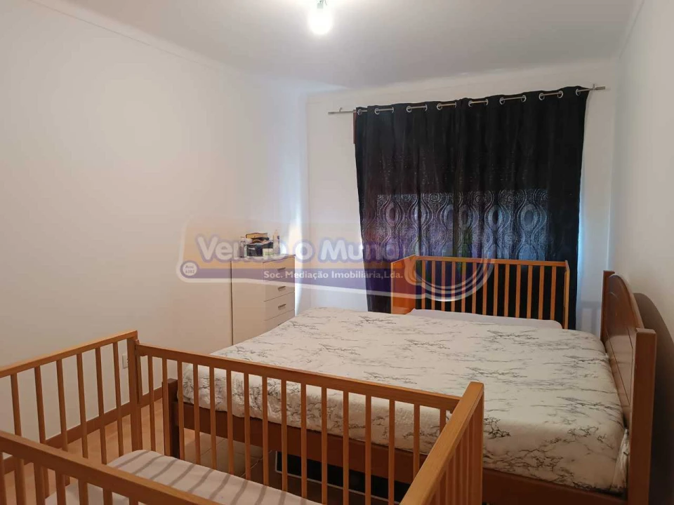 Apartamento T1 para Venda em Benavente Foto 12